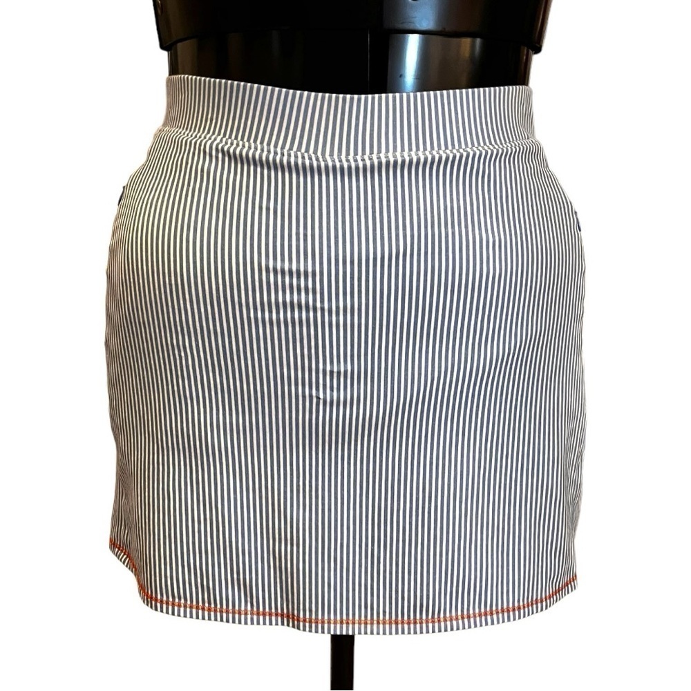 Spartina 449 Blue & White Striped Stretch Activewear Skort with Contrasting Hem